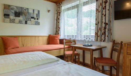 Budget Triple Room