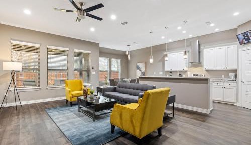 Four-Bedroom Holiday Home