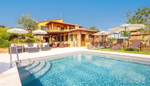 Deluxe Villa