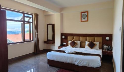 King Room with Mountain View