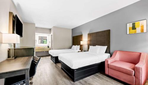 Double Room with Two Double Beds - Pet Friendly/Non-Smoking