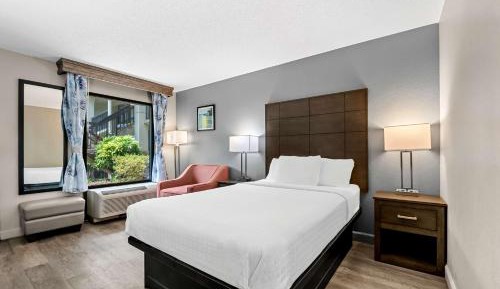 Double Room with Bathtub - Disability Access/Non-Smoking