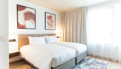 Standard Room with Two Single Beds