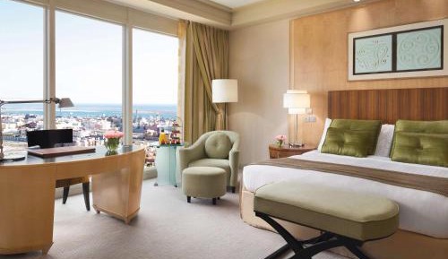 Premium King Room