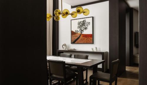 Macquarie Suite