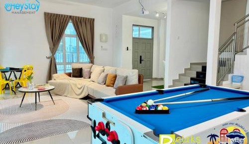 Six-Bedroom House