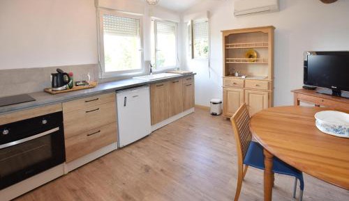 One-Bedroom Holiday Home