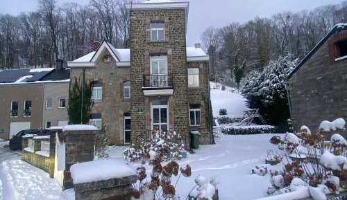 Six-Bedroom House