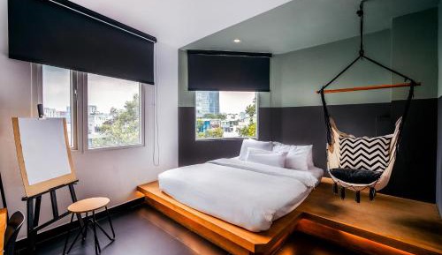 COZY DOUBLE NEST - FREE LAUNDRY, MINIBAR