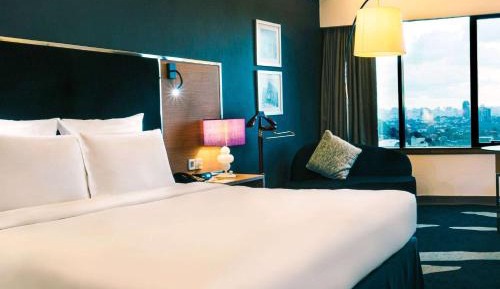 Deluxe King Room
