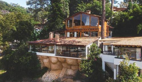 Four-Bedroom Holiday Home
