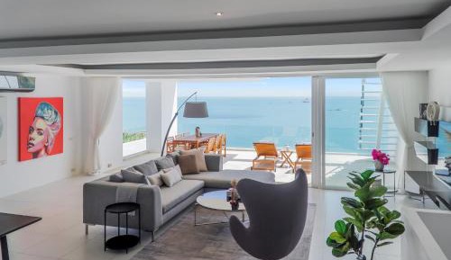 Villa with Sea View