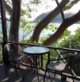 Bungalow with Sea View