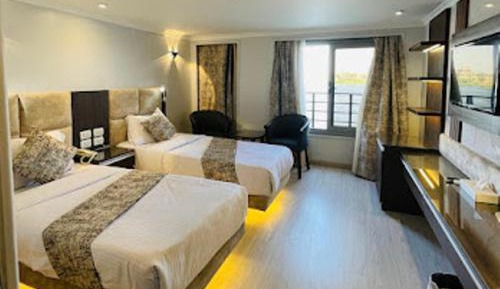 King Room with Lake View