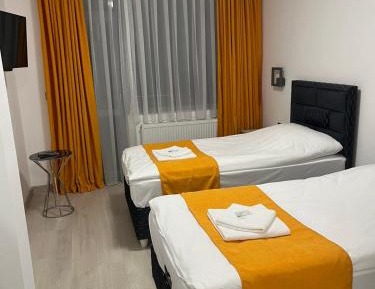 Double or Twin Room with Terrace