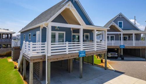 Four-Bedroom Holiday Home