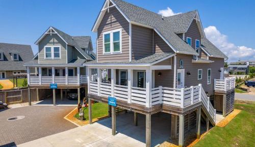 Four-Bedroom Holiday Home
