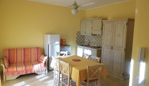 Deluxe Two-Bedroom Apartment with Garden View
