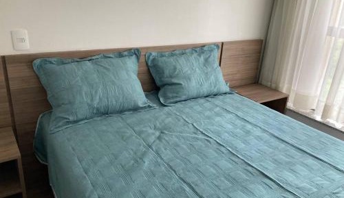 Deluxe Queen Suite