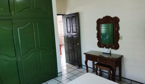 Deluxe Suite with Sea View