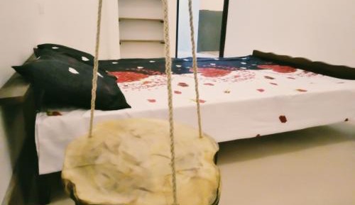 Studio Apartment with King Bed