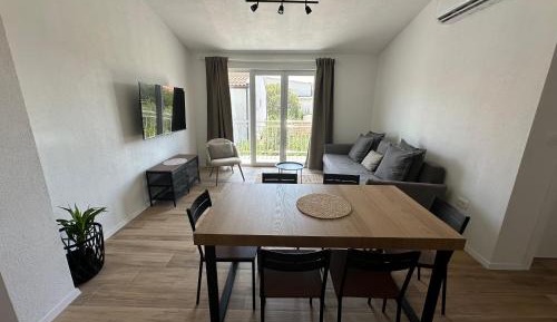Apartment with Balcony