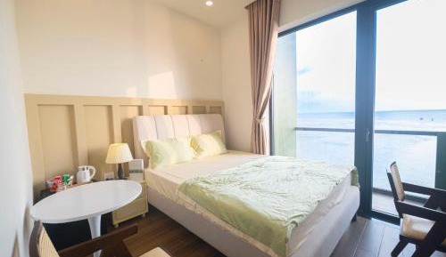 King Room with Balcony