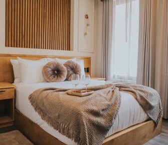 Suite with City View