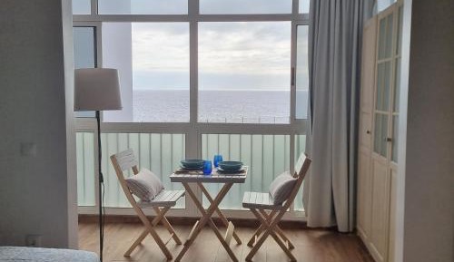 Studio Apartment with Sea View
