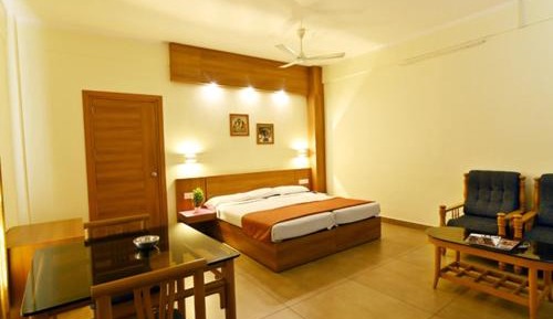 Deluxe King Room