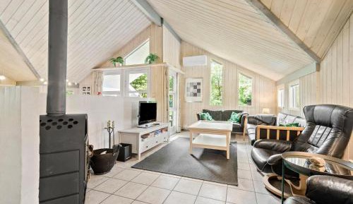 Four-Bedroom Holiday Home