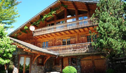 Seven-Bedroom House