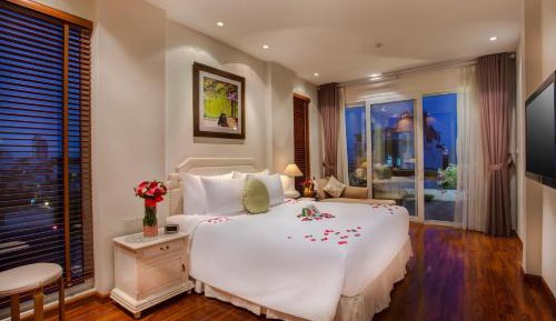 Junior Suite with Balcony