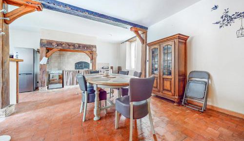 Three-Bedroom Holiday Home 