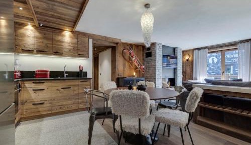 Apartment (6 Adults)