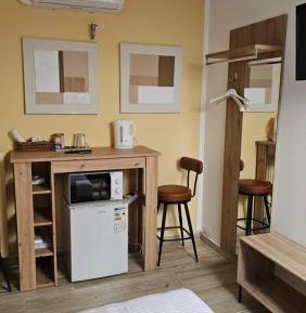 Large Double Room