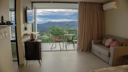 Queen Room with Spa Bath