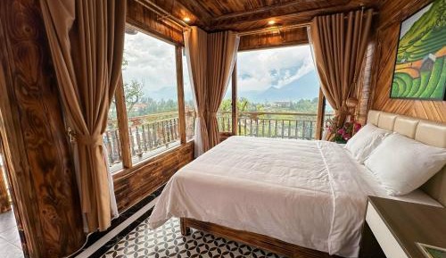 King Room with Mountain View