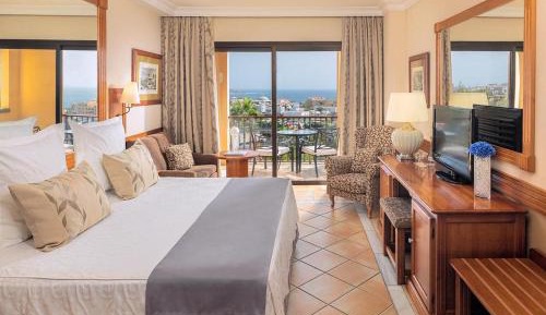 Royal Suite (4 Adults)