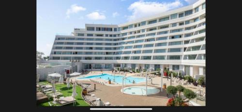 Suite with Pool View