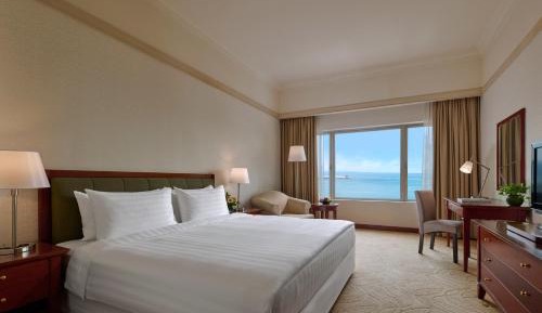 Deluxe King Room (Sea View)