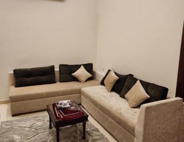 Deluxe King Studio