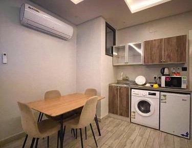 Deluxe Studio