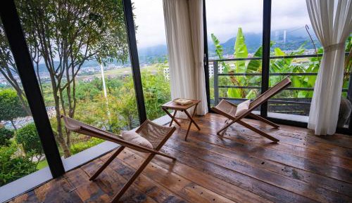 King Room with Mountain View