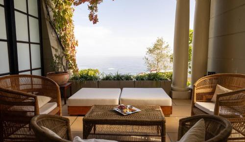 Premium Oceanfront Suite