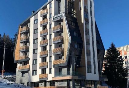 Two-Bedroom Deluxe Apartment with Balcony