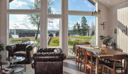 Three-Bedroom Holiday Home 
