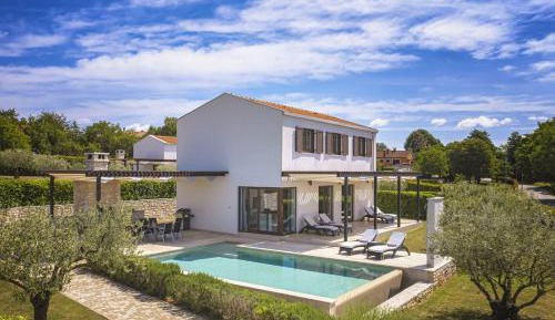 Villa with Private Pool