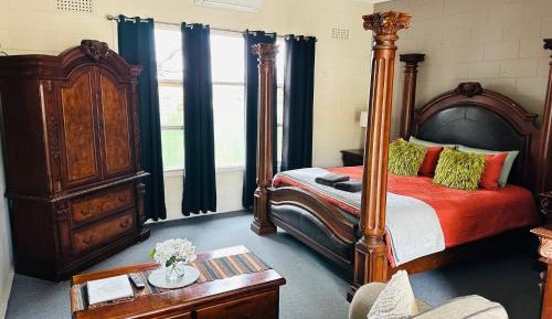 King Room