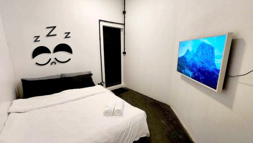 Deluxe Studio